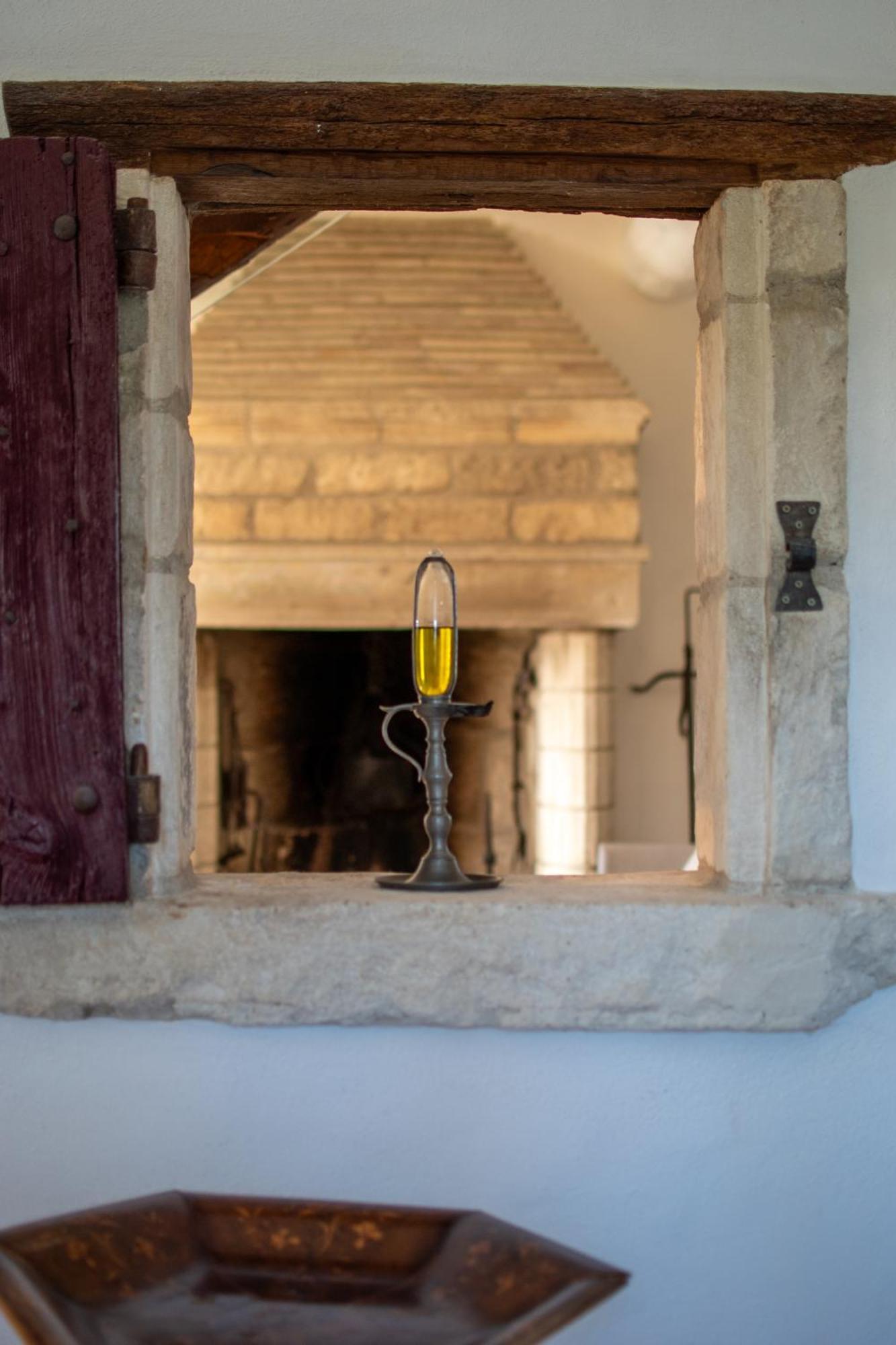 Mas Des Eaux Claires Arles Camargue Villa Saint-Gilles  Exteriör bild